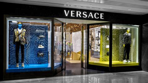 versace lavora con noii|versace sito ufficiale.